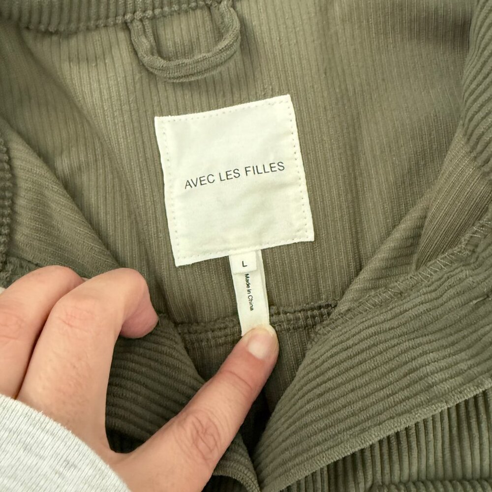 Avec Les Filles Olive Oversized Green Corduroy Button Up 3/4 Sleeve Jacket - Picture 4 of 5